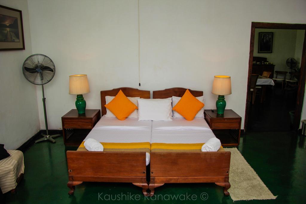 Hatale Tea Estate Bungalow Madulkele Rum bild